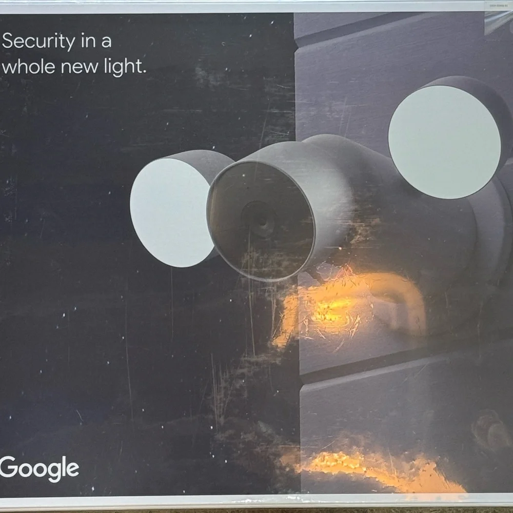 Google Nest Cam with Integrated Floodlight - White